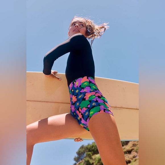 Free People x  Atmosea Bloom Surf Suit Size M  NWT - Picture 1 of 16